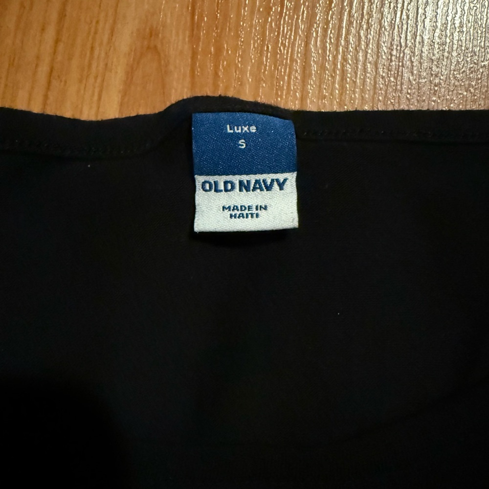 Old Navy Luxe Tee | Black | Small